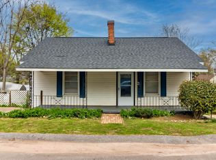 34 Ross St, Greenville, SC 29611
