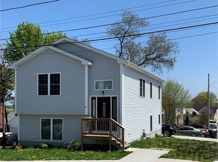 21 Hereford St, Providence, RI 02908