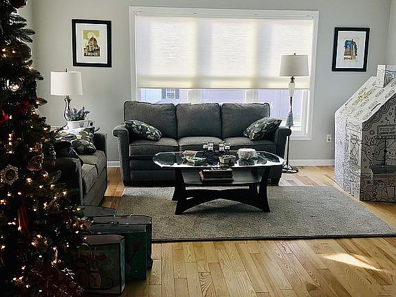 5th image of 84 Waterway Ln