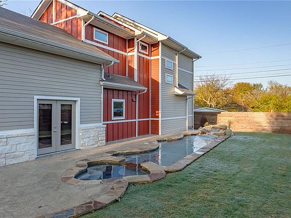 4th image of 3200 Garden Villa Ln