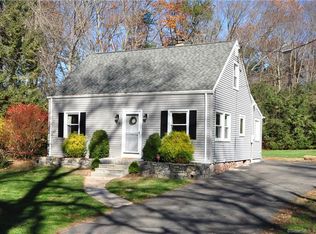 256 Burnham Rd, Avon, CT 06001