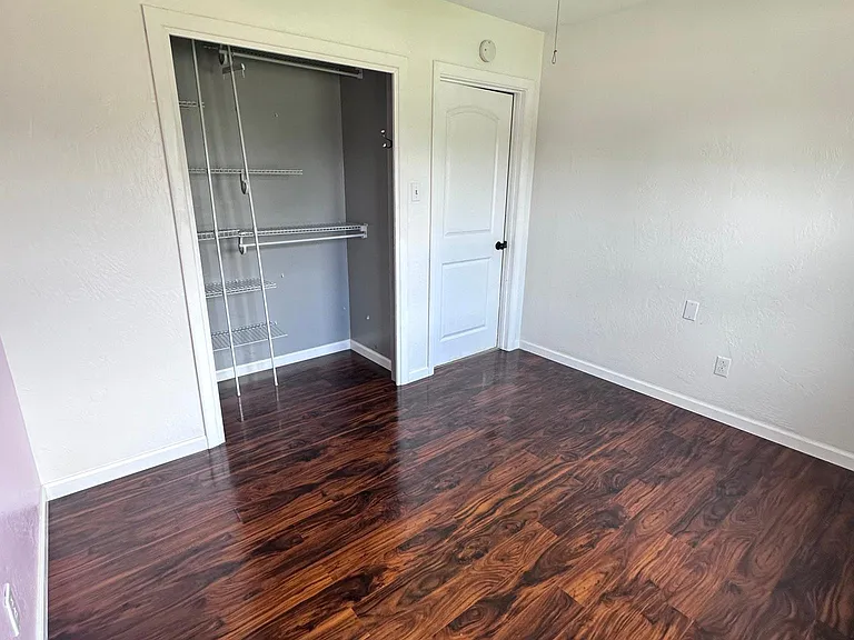 2137 S Fairfield St — Photo 18