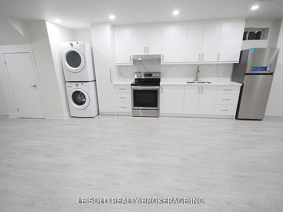 5th image of 7 Pear Blossom Way #Basement