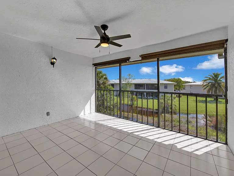 145 Cypress Way E #D-4 — Photo 12