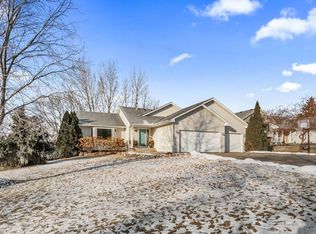 1980 Wenz Ave, Chaska, MN 55318