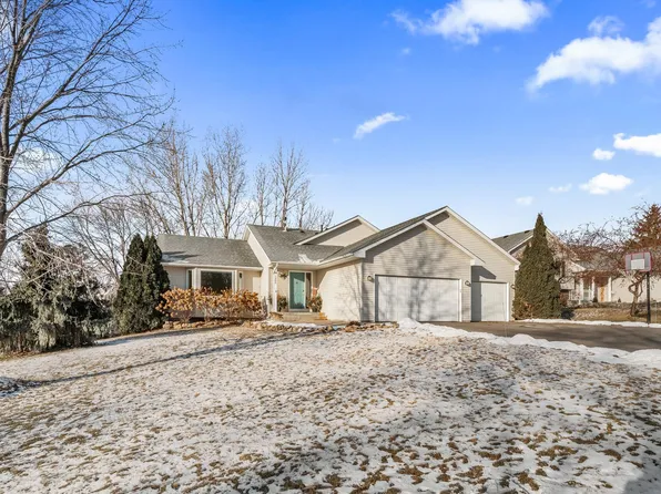 1980 Wenz Ave, Chaska, MN 55318