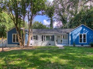 1522 Medford Dr, Charlotte, NC 28205