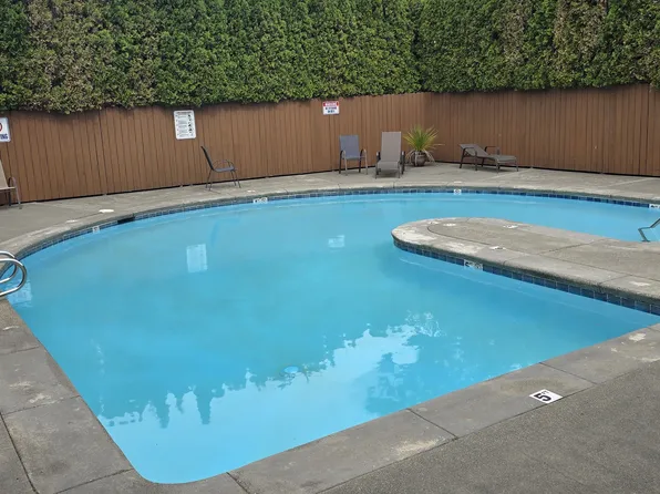 7219 224th St SW, Edmonds, WA