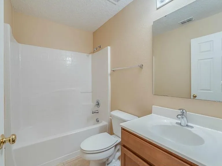 4720 Salamander St — Photo 5