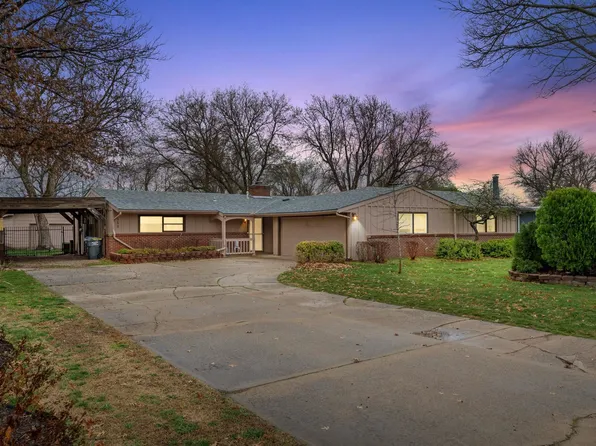 550 S Turquoise Ln, Wichita, KS 67209
