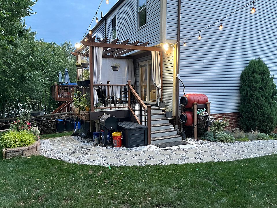 Flat yard, deck, side patio.
