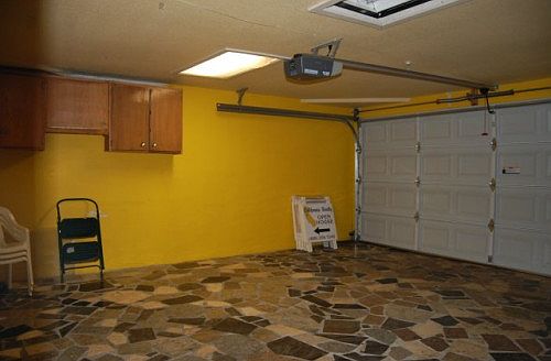 3rd image of 208 N 26th St