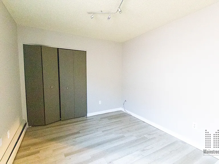 832 4a St NE — Photo 21