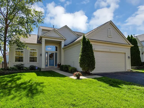 2917 Coastal Dr, Aurora, IL 60503