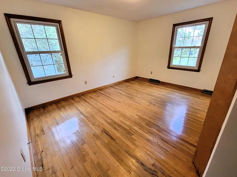 Bedroom 2 w HW floors