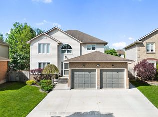 13 Crysler Cres, Thorold, ON L2V 5A2
