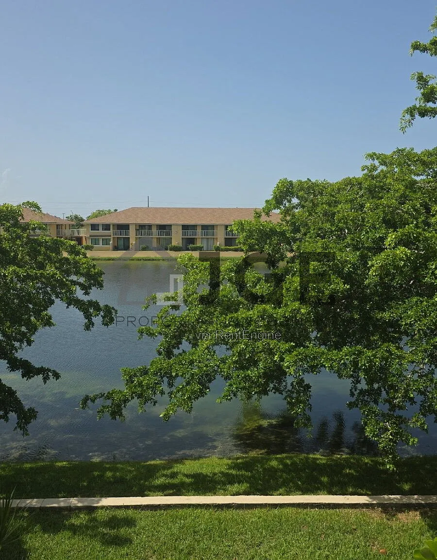 2 bed, 2.0 bath, $2,150 — Photo 3