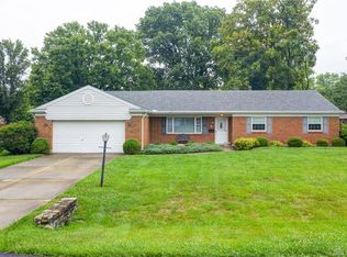 109 Winchcombe Dr, Dayton, OH 45459