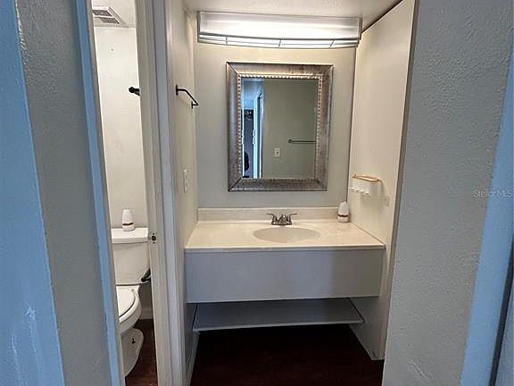 2nd image of 2811 SW Archer Rd APT X203