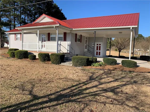 3670 Moss Neck Rd, Pembroke, NC 28372