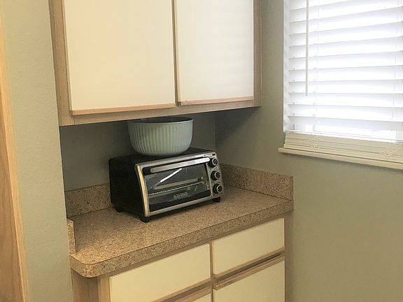 4th image of 12538 SW Kingsway Cir APT 408