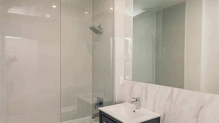 Rented by Nooklyn NYC LLC | media 9