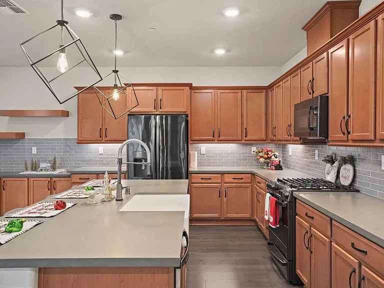 6041 Wandering Star Dr — Photo 15