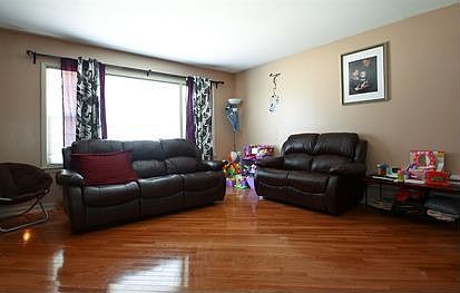 3rd image of 9370 Noel Ave APT B