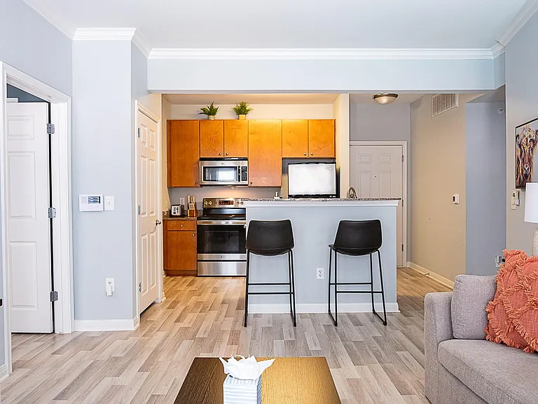 2502 Leon St #309 — Photo 3