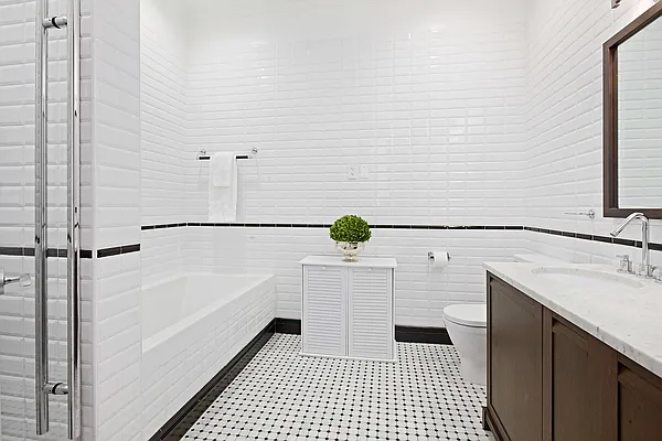 Sold by Compass | media 6