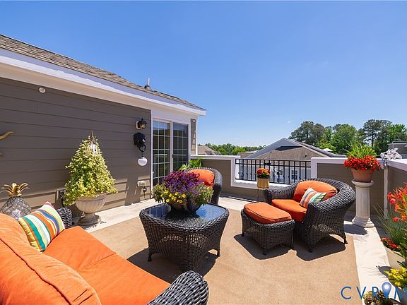 2nd image of 3921 Liesfeld Pl