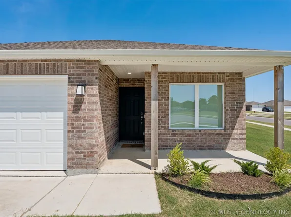 11802 S 274th East Ave, Coweta, OK 74429