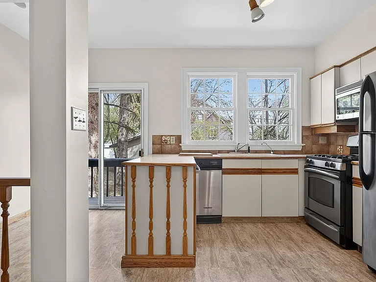 11608 Edinboro Rd NW — Photo 41