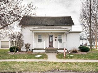 504 E Park St, Geneseo, IL 61254
