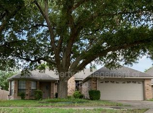 506 Meadow Creek Dr, Pflugerville, TX 78660