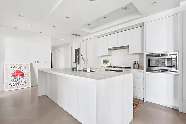 Rented by SERHANT. | media 2