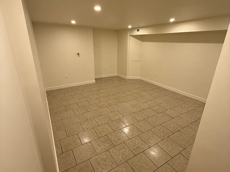 26 N Preston St #1 — Photo 27