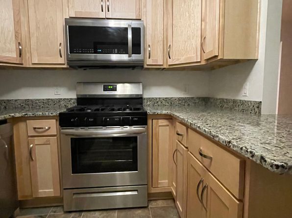 4951 N Santa Monica Blvd #4