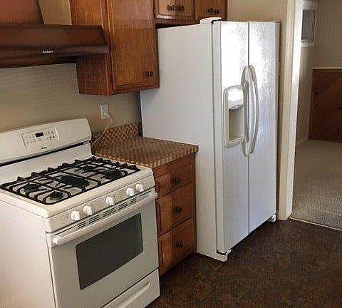 3rd image of 6808 Weddigen Way