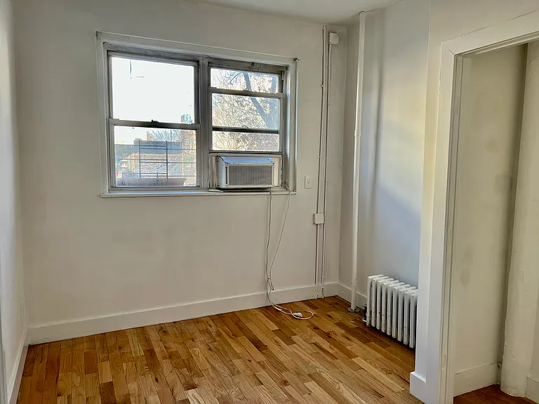 150 Norman Ave #1L — Photo 8