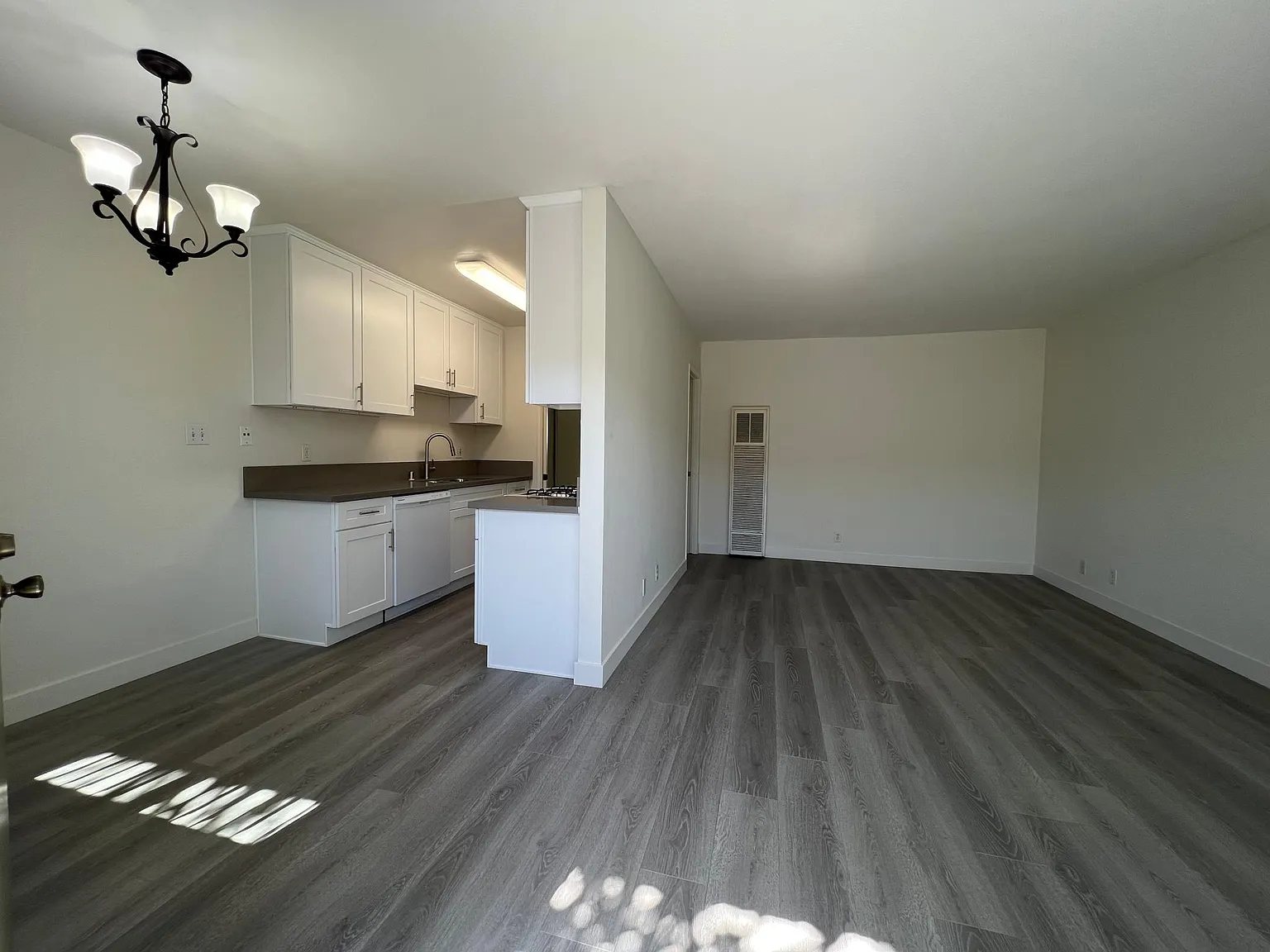 1 bed, $1,995 — Photo 1