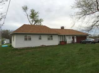 1194 County Road 1250 N, Lerna, IL 62440