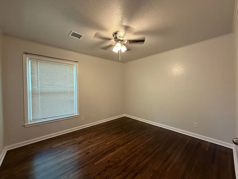 4819 S Owasso Ave — Photo 17