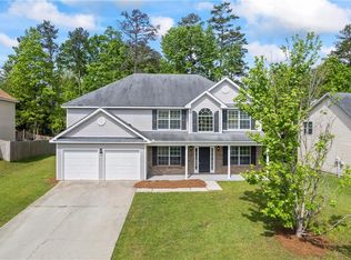 6895 Smoke Ridge Dr, Atlanta, GA 30349