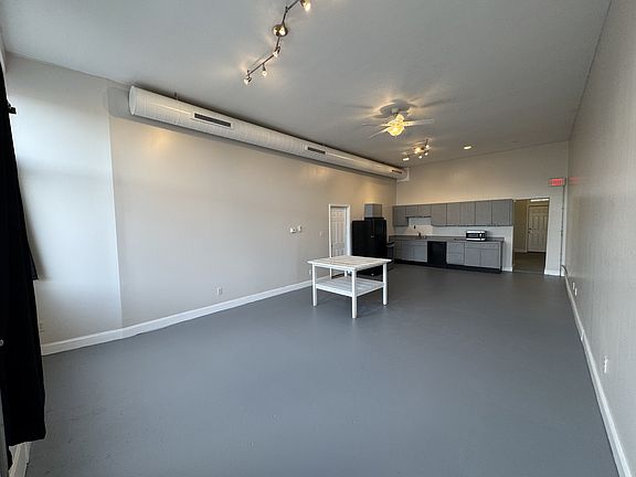 2nd image of 6921 S Broadway #A