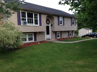 41 Blacksmith Rd, Seekonk, MA 02771