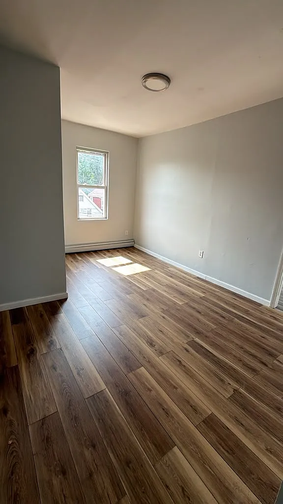 2 bed, 1000 sqft, $2,600 — Photo 1