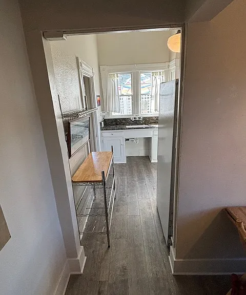 103 Edelen Ave #THREE — Photo 8