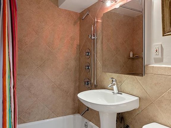 5th image of 303 W 66th St APT 6HW