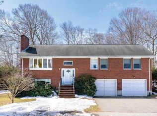 123 Woodcliff Rd, Brookline, MA 02467
